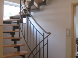 Innengelaender Edelstahl lackiert-046